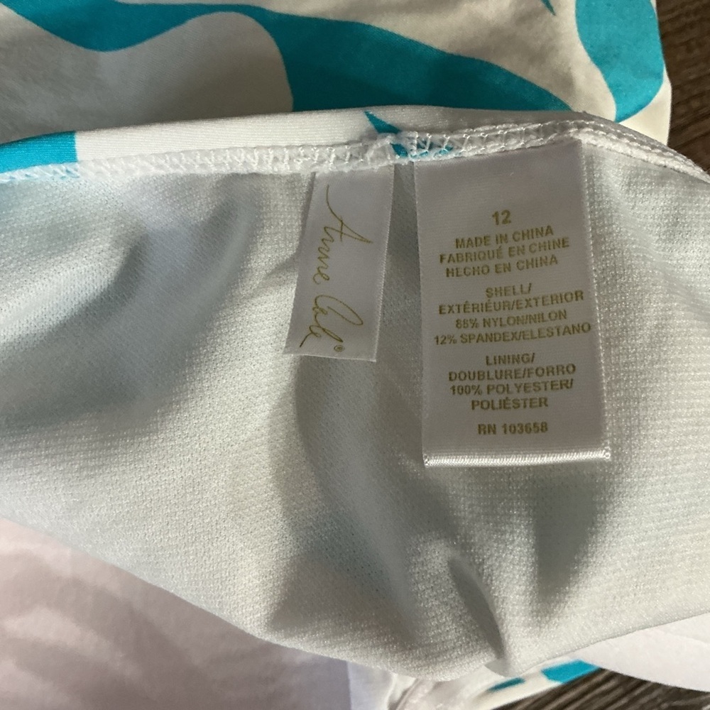 Anne Cole Women's Standard Twist Front Shirred One Piece Swimsuit Size 12 - Picture 2 of 6